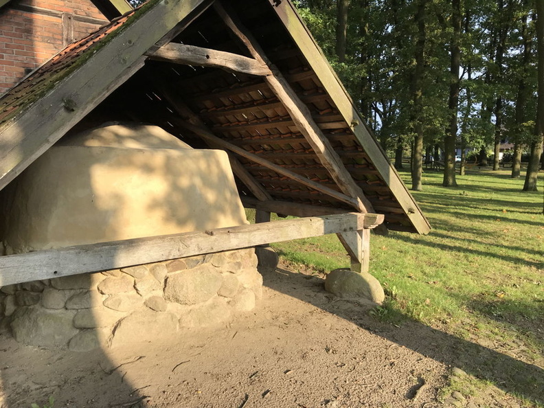 2017_09_21 Backtag Pavillon aufbauen 001.jpg